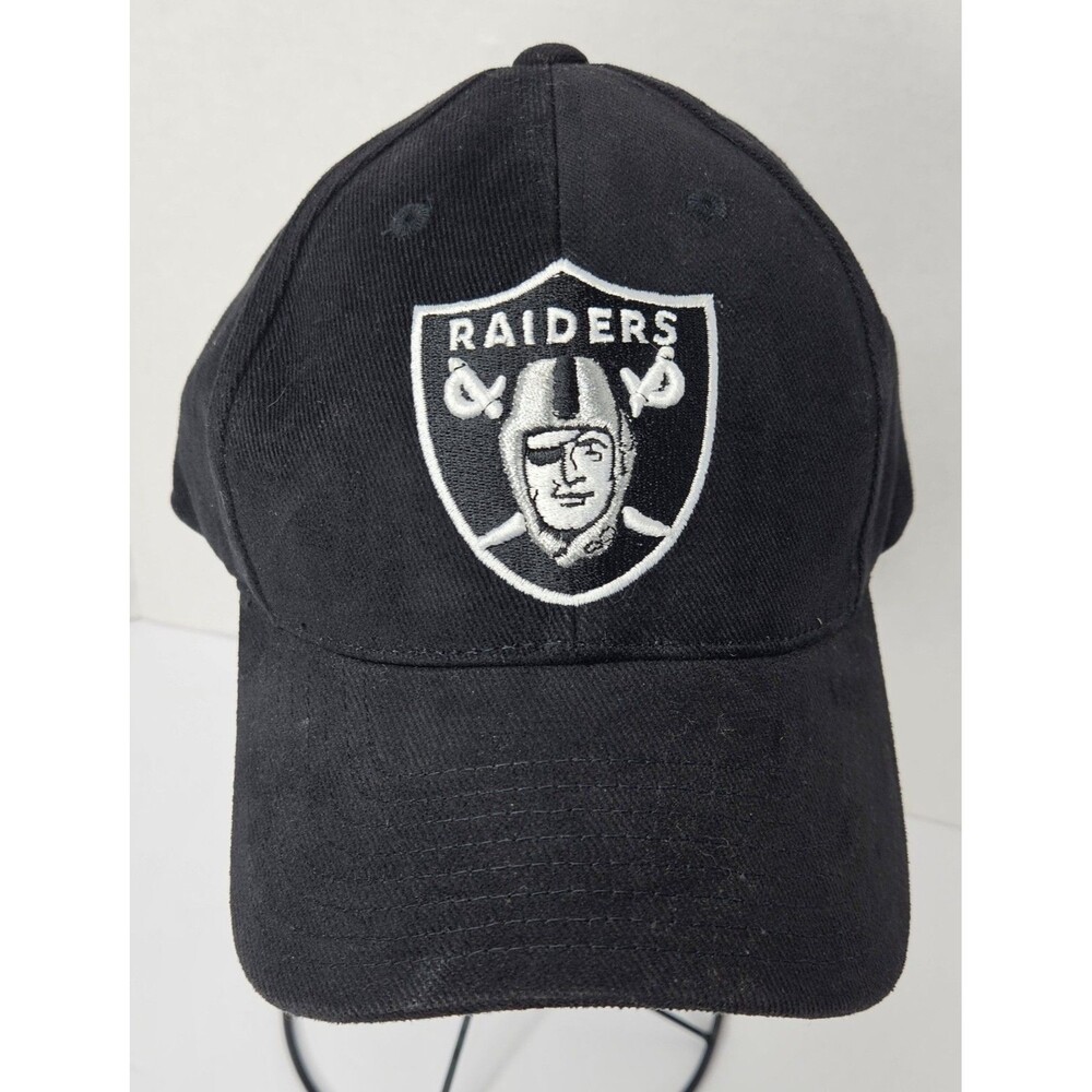 Vintage Oakland Raiders hat cap strap back Reebok y2k black adjustable NFL